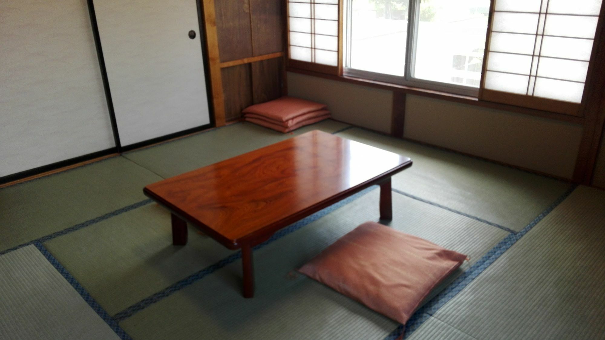 ホテル Yagisakien 富士河口湖町 エクステリア 写真